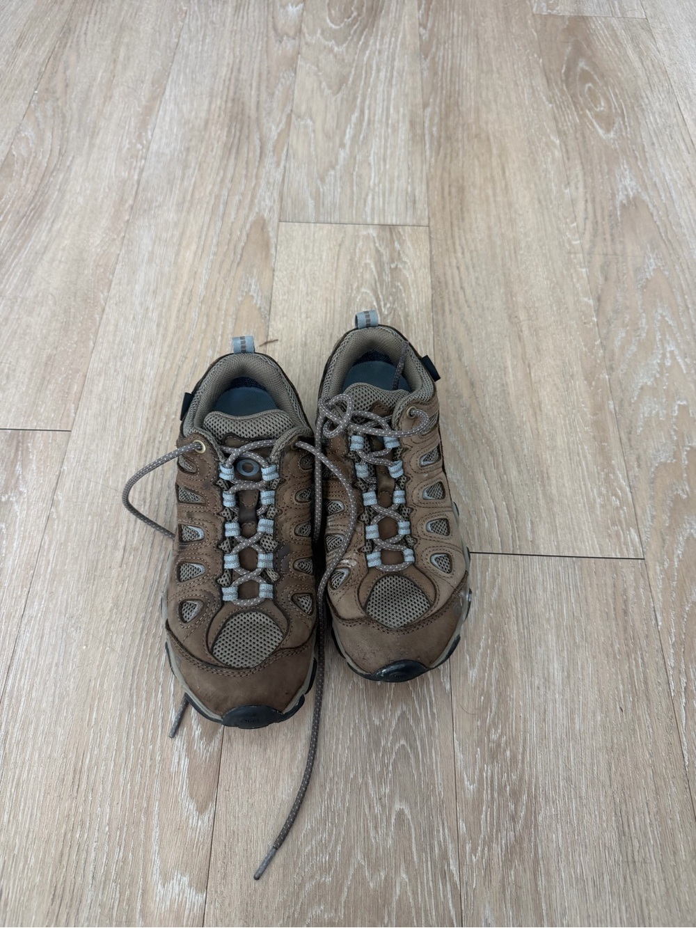 Women's Brown Athletic Trail Shoes - Lightweight Outdoor Sneakers